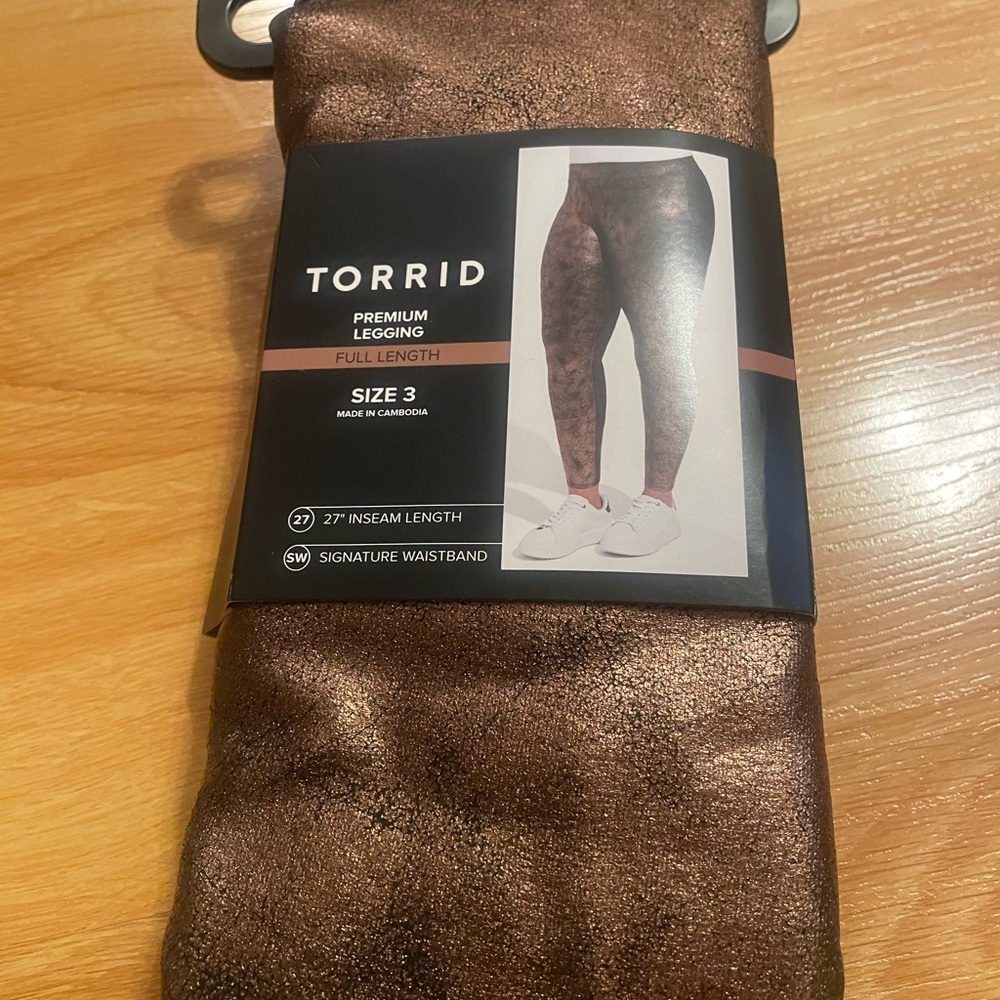 TORRID Plus Size 3 3X NWT Signature Waist Crackle Leggings - Bronze